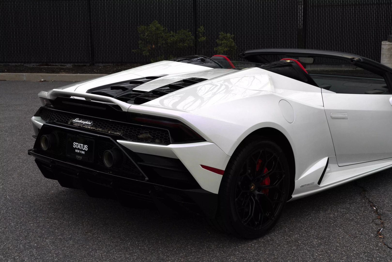 2024 Lamborghini Huracan - Image 30
