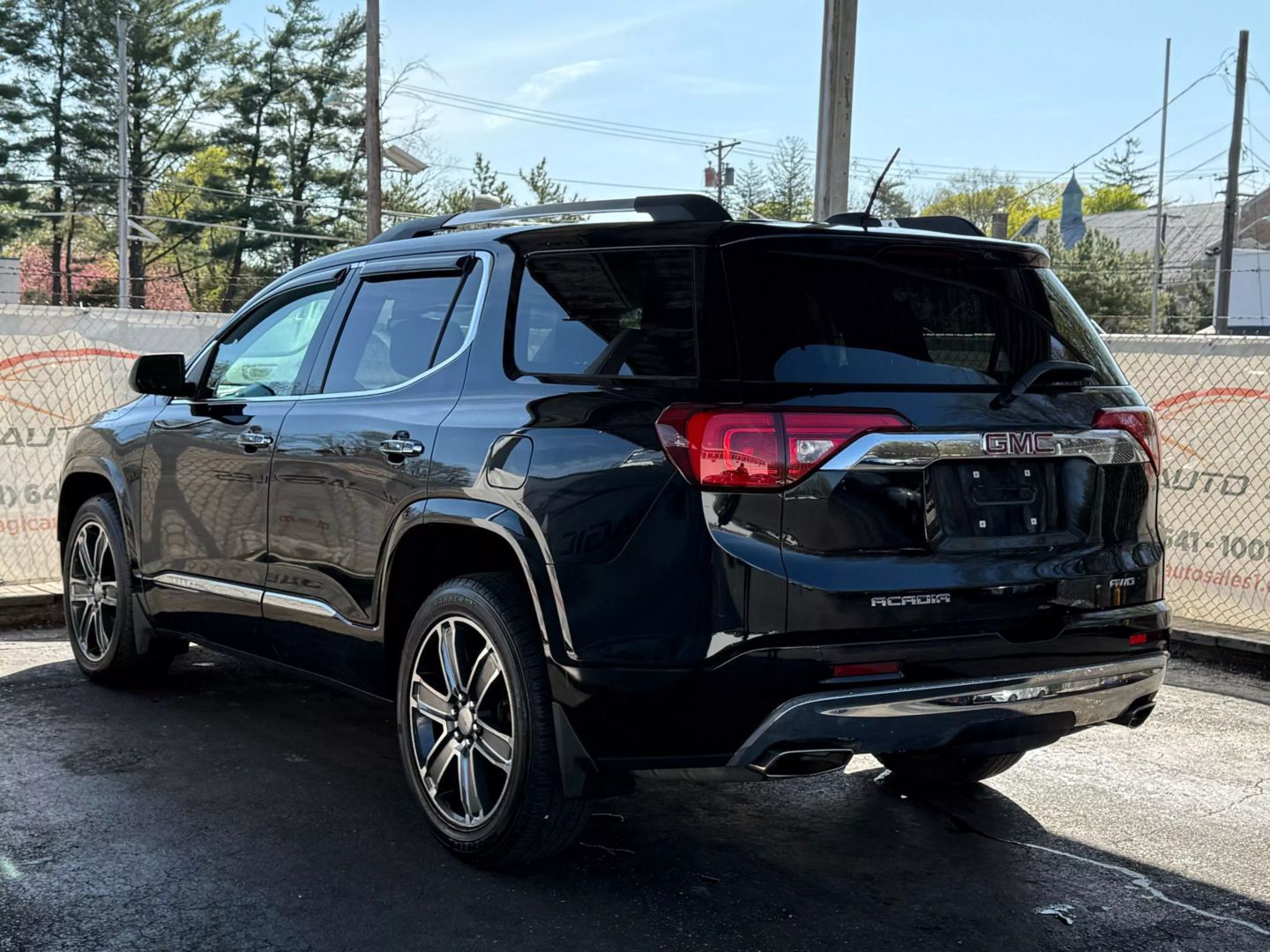 2017 Gmc Acadia - Image 9