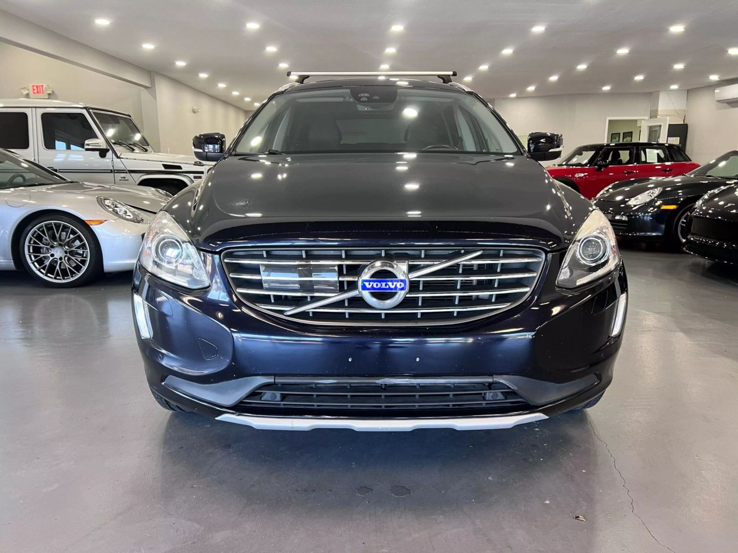 2016 Volvo Xc60 T5 Platinum Sport Utility 4d - Image 2