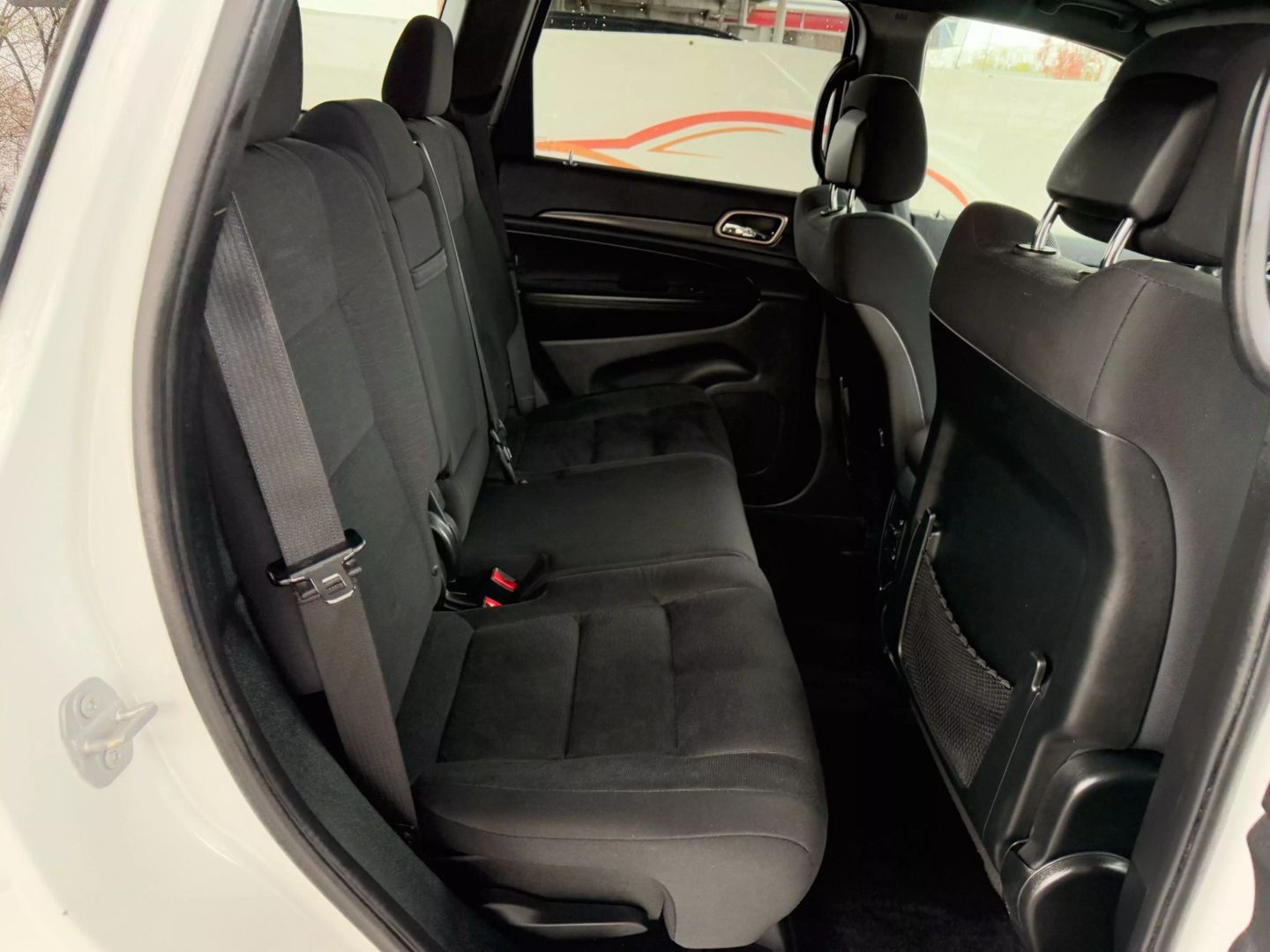 2017 Jeep Grand Cherokee - Image 22