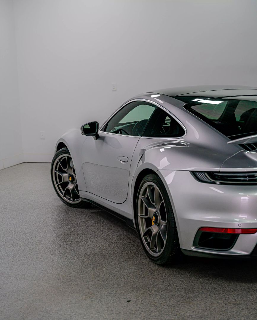 2021 Porsche 911 - Image 32