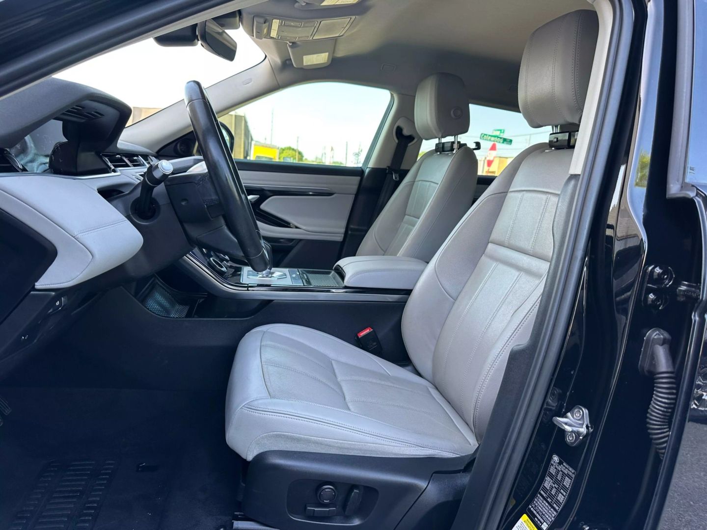 2020 Land Rover Range Rover Evoque - Image 13