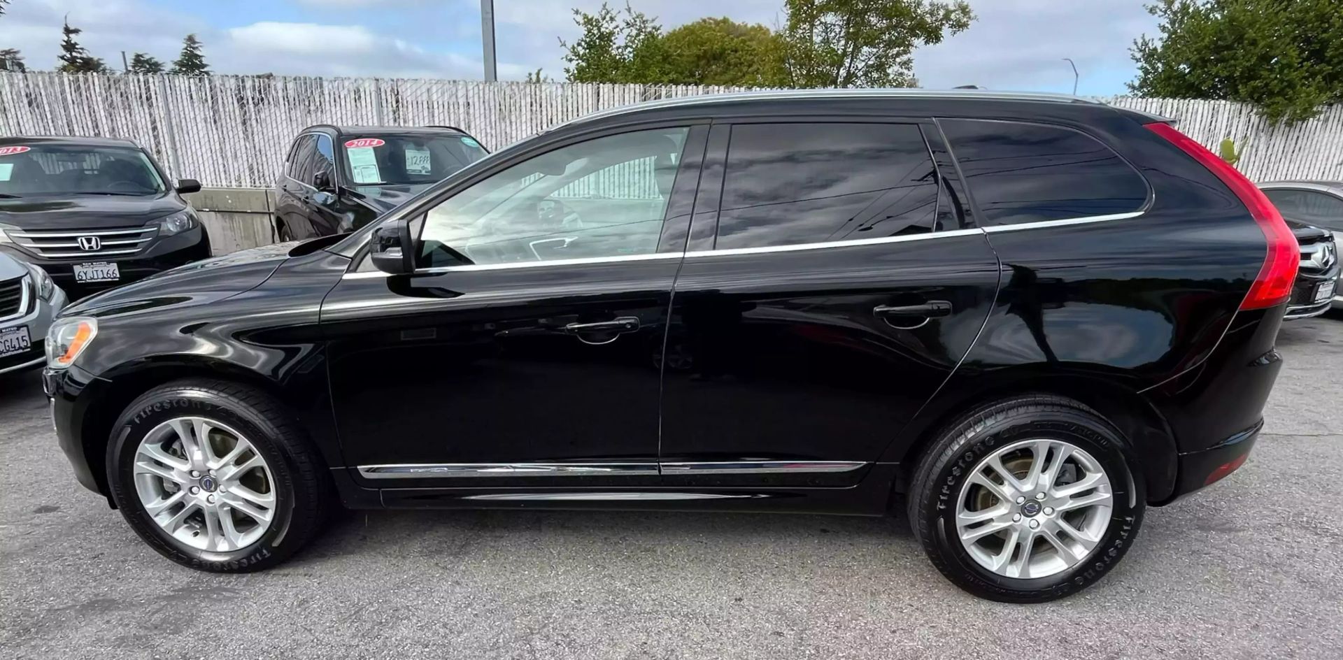2015 Volvo Xc60  Vin: Yv440mdk5f2755420 Stock Id: 755420 - Image 4