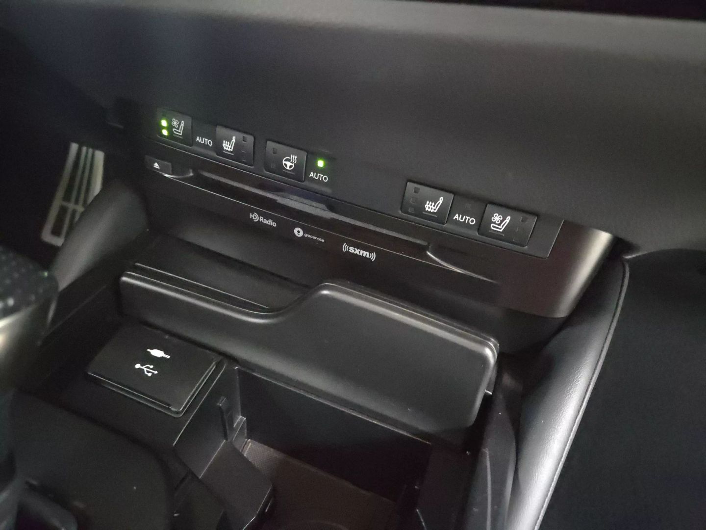 2022 Lexus Es - Image 29