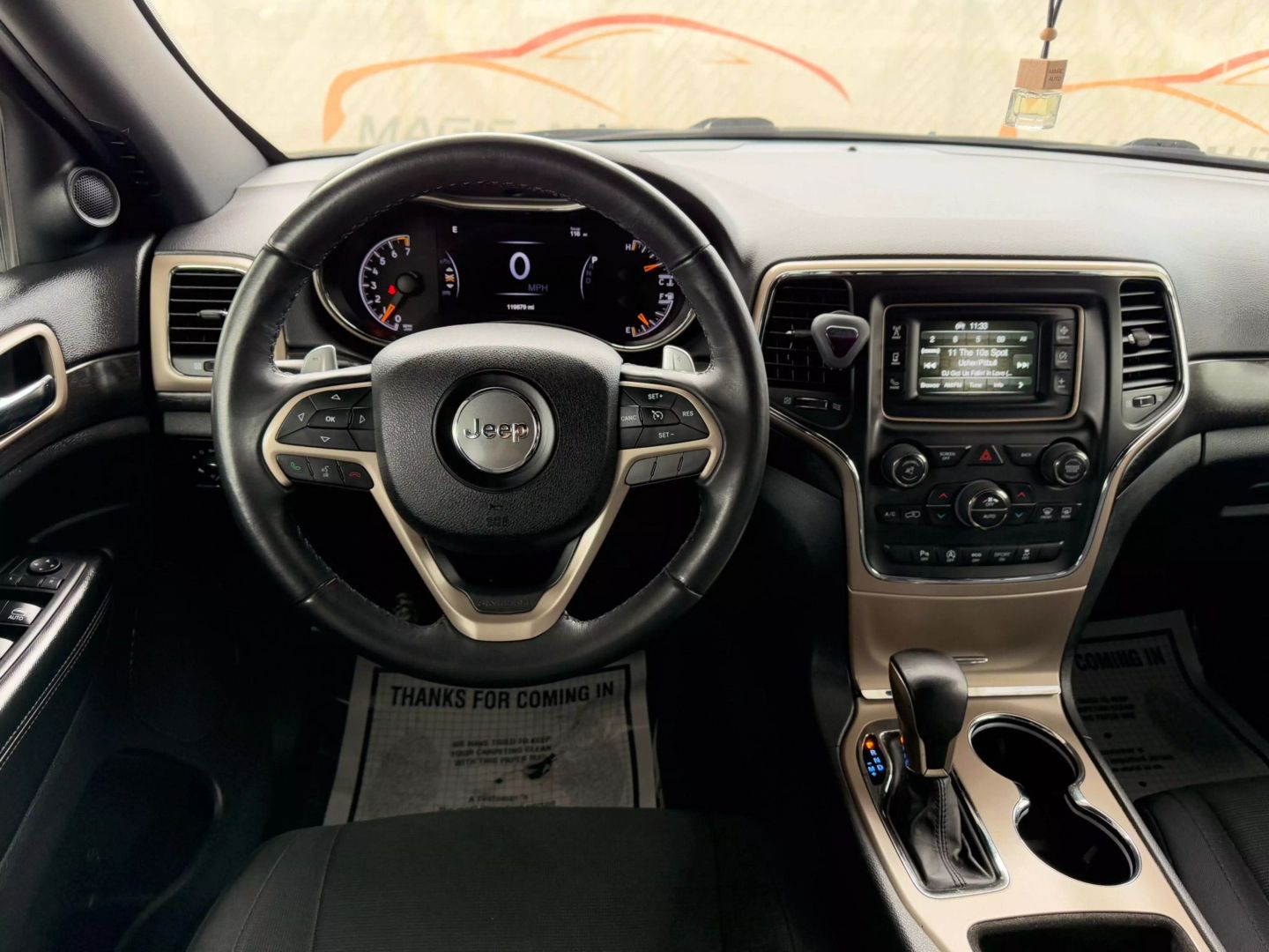 2017 Jeep Grand Cherokee - Image 30