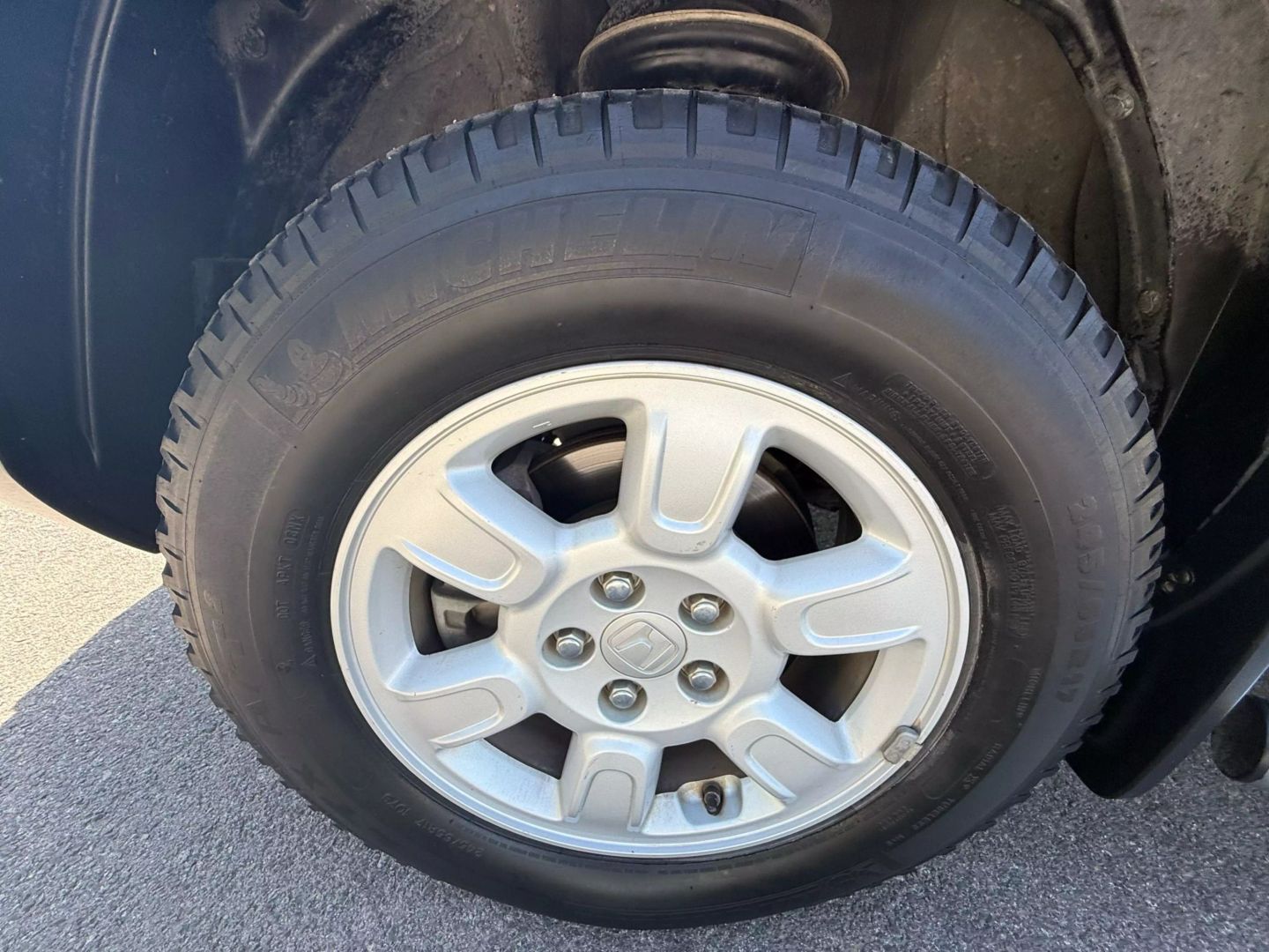 2006 Honda Ridgeline - Image 17