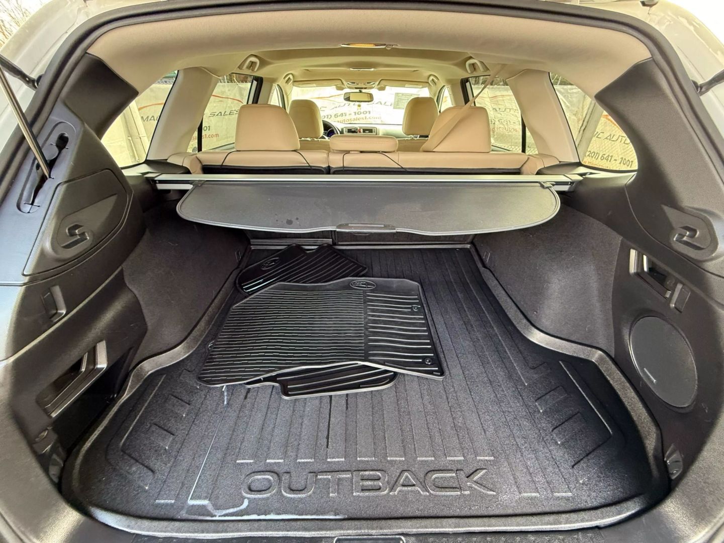 2016 Subaru Outback - Image 20