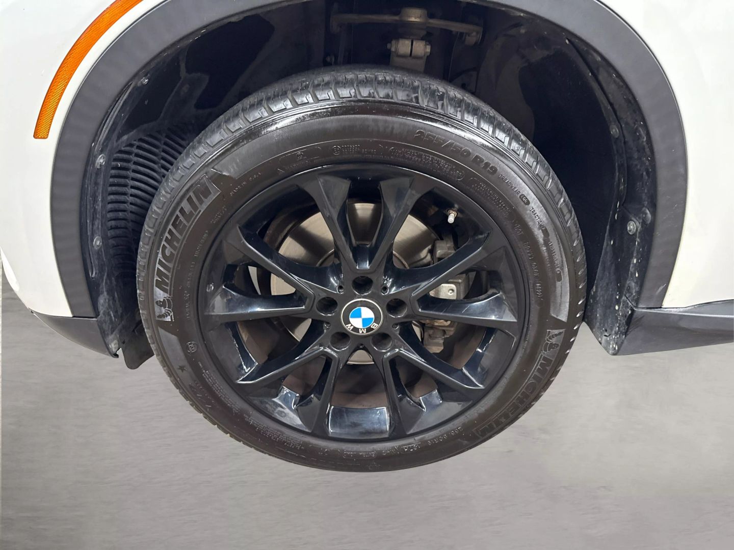 2015 Bmw X5 - Image 18