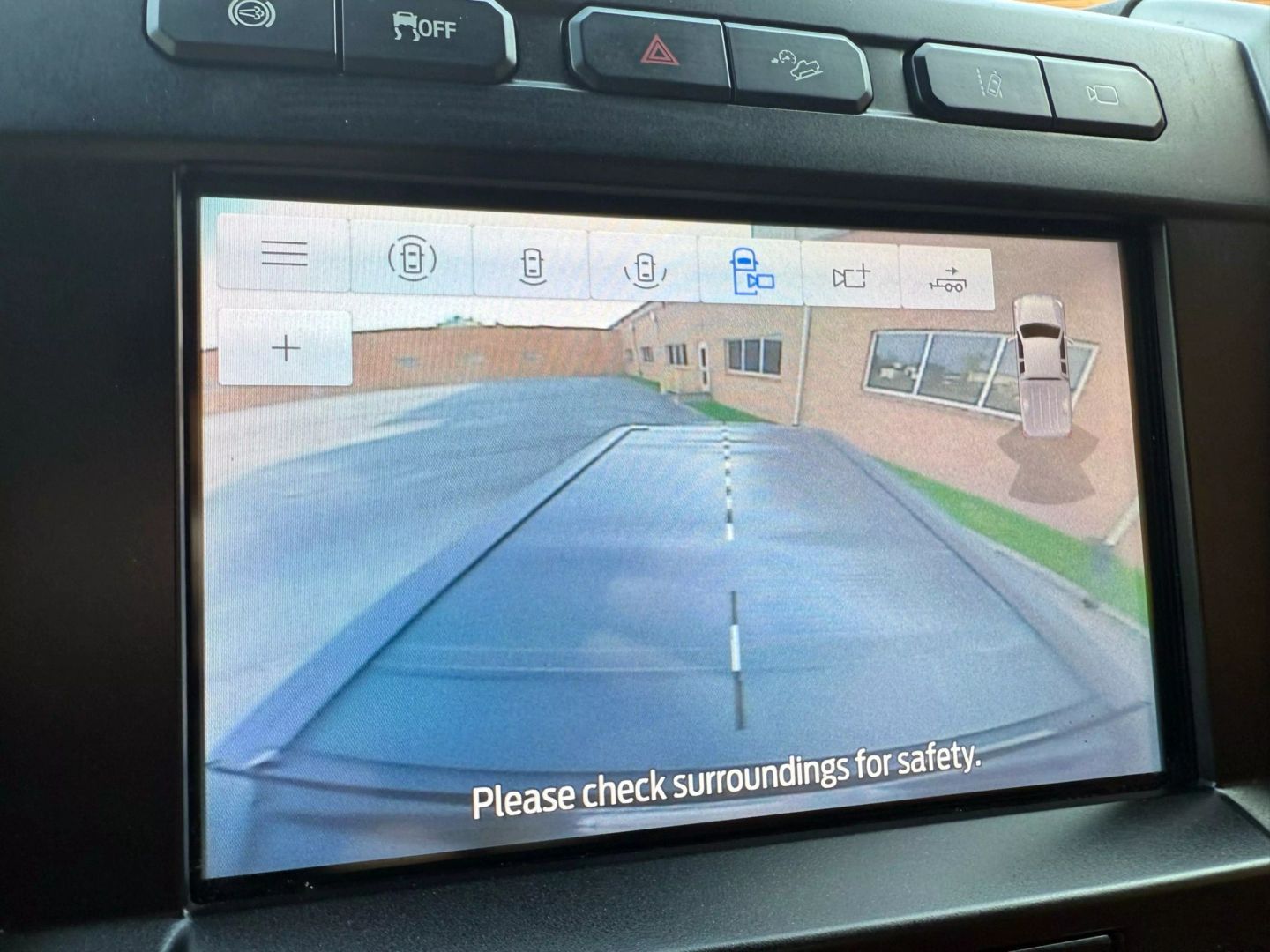 2021 Ford F250 Super Duty Crew Cab - Image 35