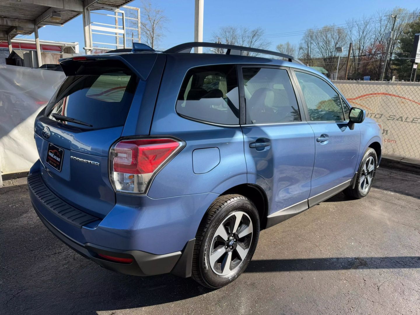 2018 Subaru Forester - Image 12