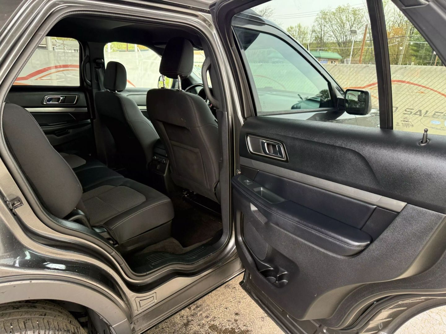 2018 Ford Explorer - Image 21