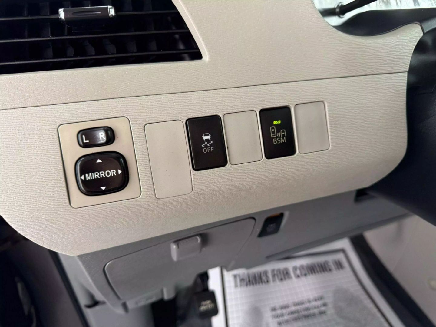 2013 Toyota Sienna - Image 35