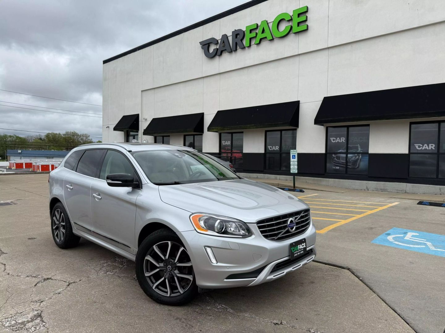 2017 Volvo Xc60 - Image 1