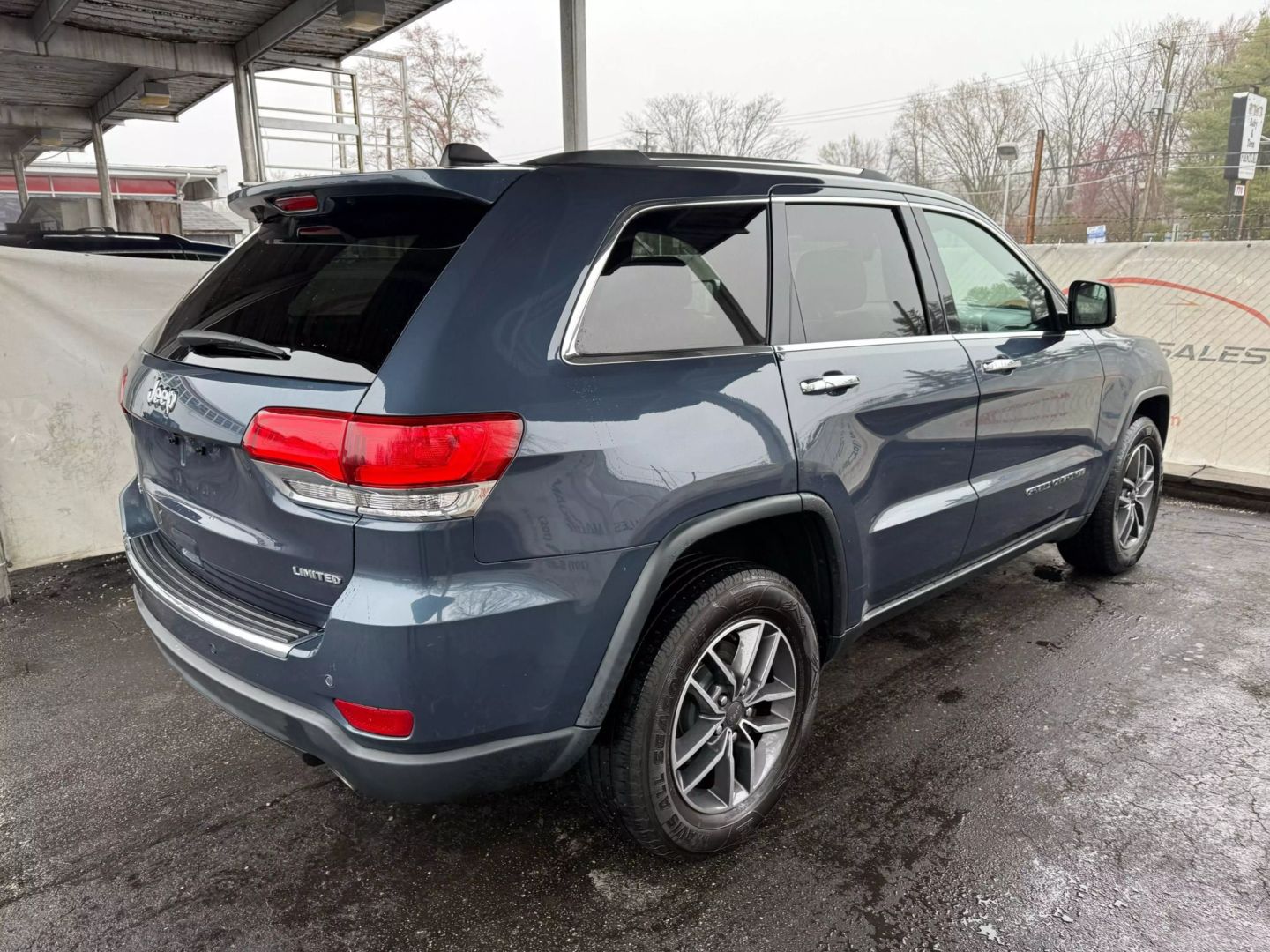 2019 Jeep Grand Cherokee - Image 12