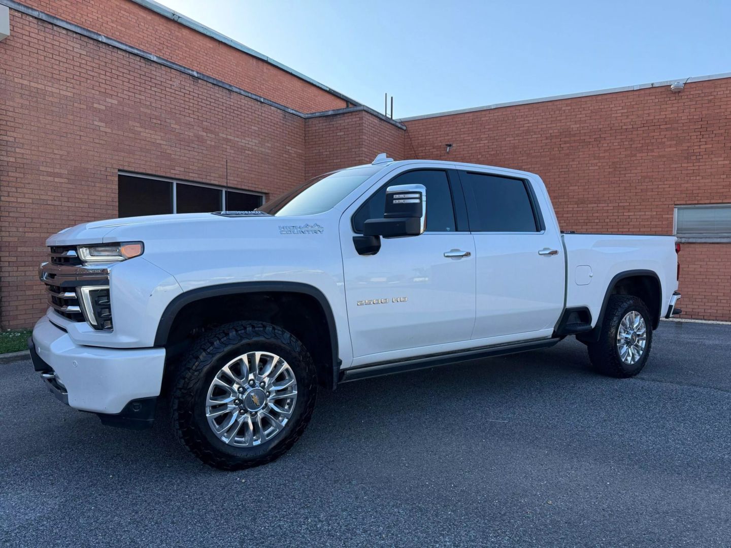 2021 Chevrolet Silverado 2500 Hd Crew Cab - Image 3