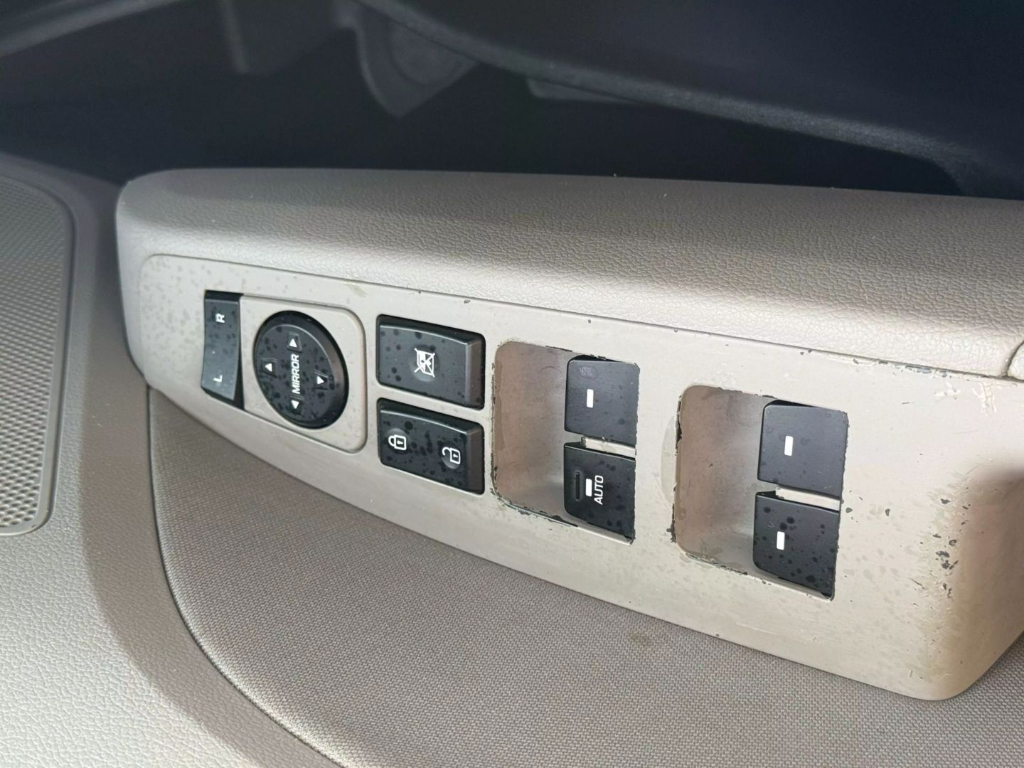 2018 Hyundai Elantra - Image 45