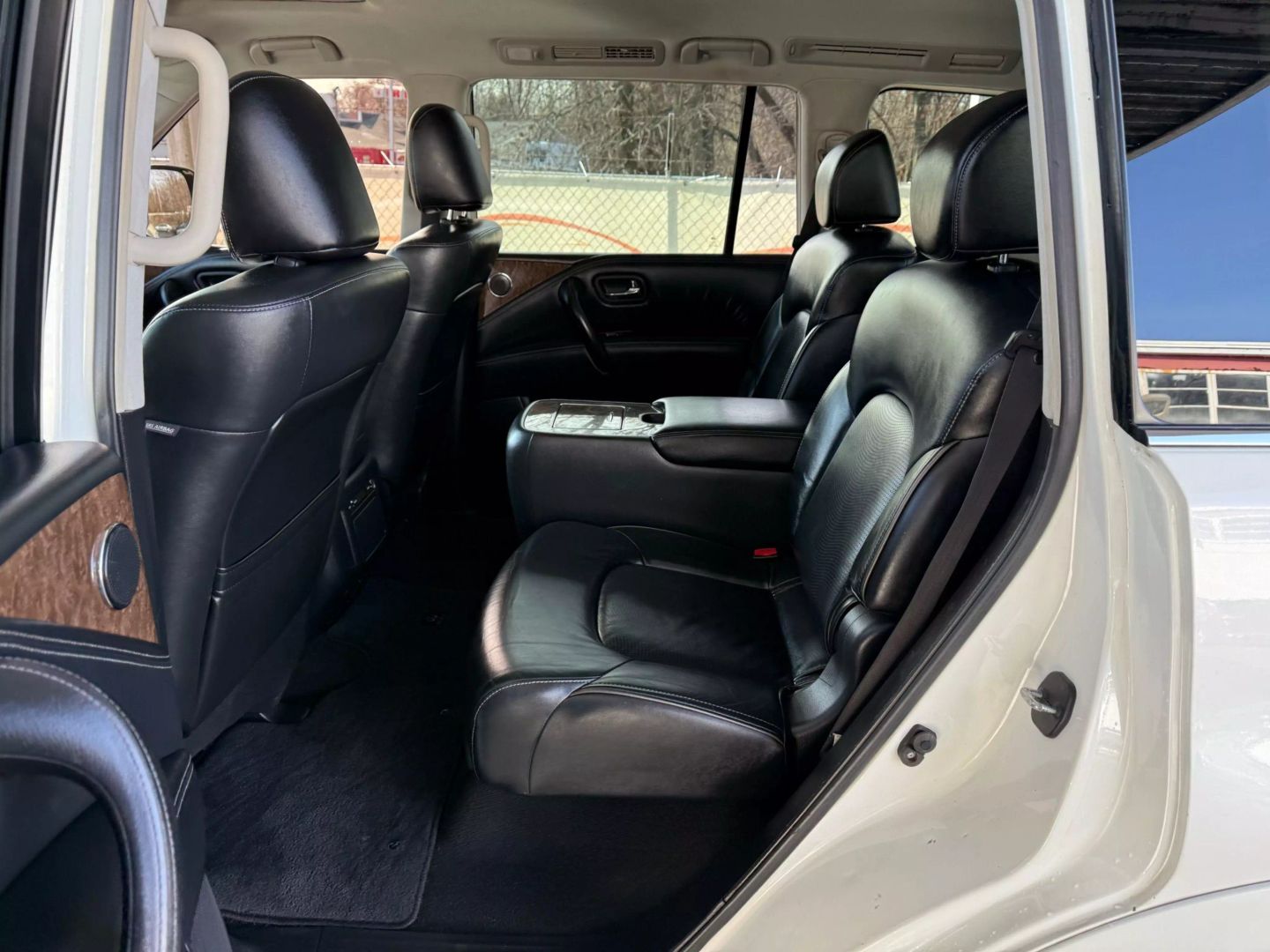 2017 Infiniti Qx80 - Image 18