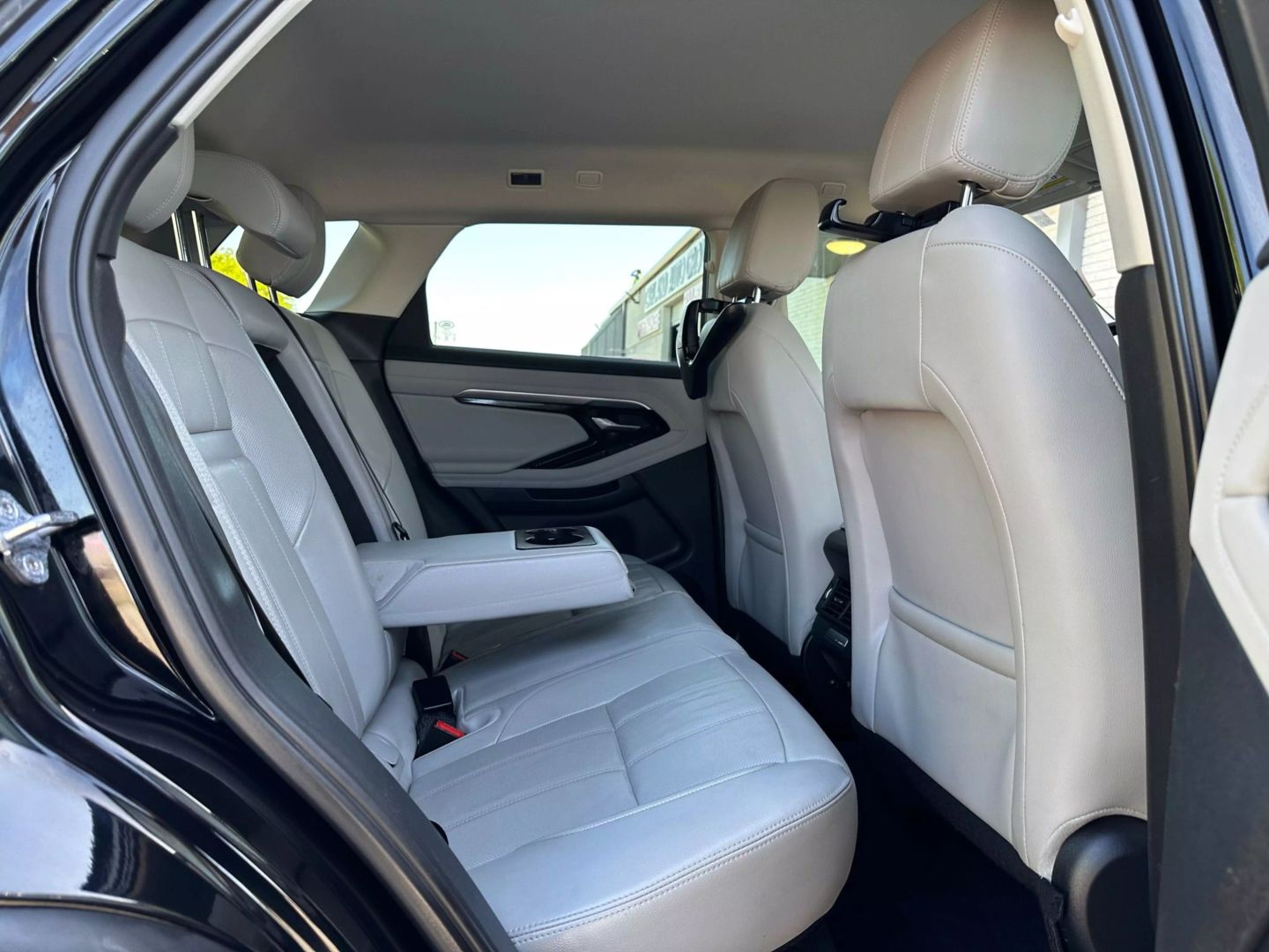 2020 Land Rover Range Rover Evoque - Image 24