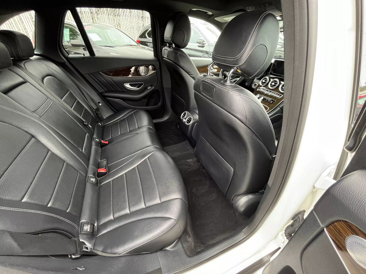 2018 Mercedes-benz Glc  Vin: Wdc0g4jb9jf361769 Stock Id: 361769 - Image 18