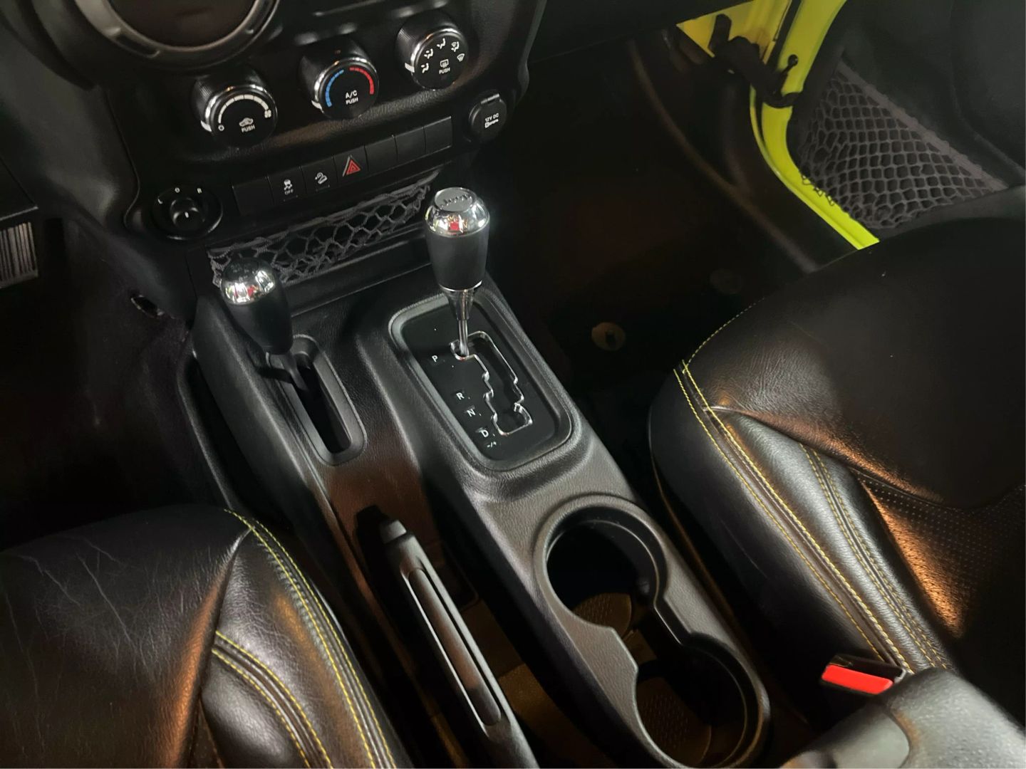 2017 Jeep Wrangler Unlimited - Image 16