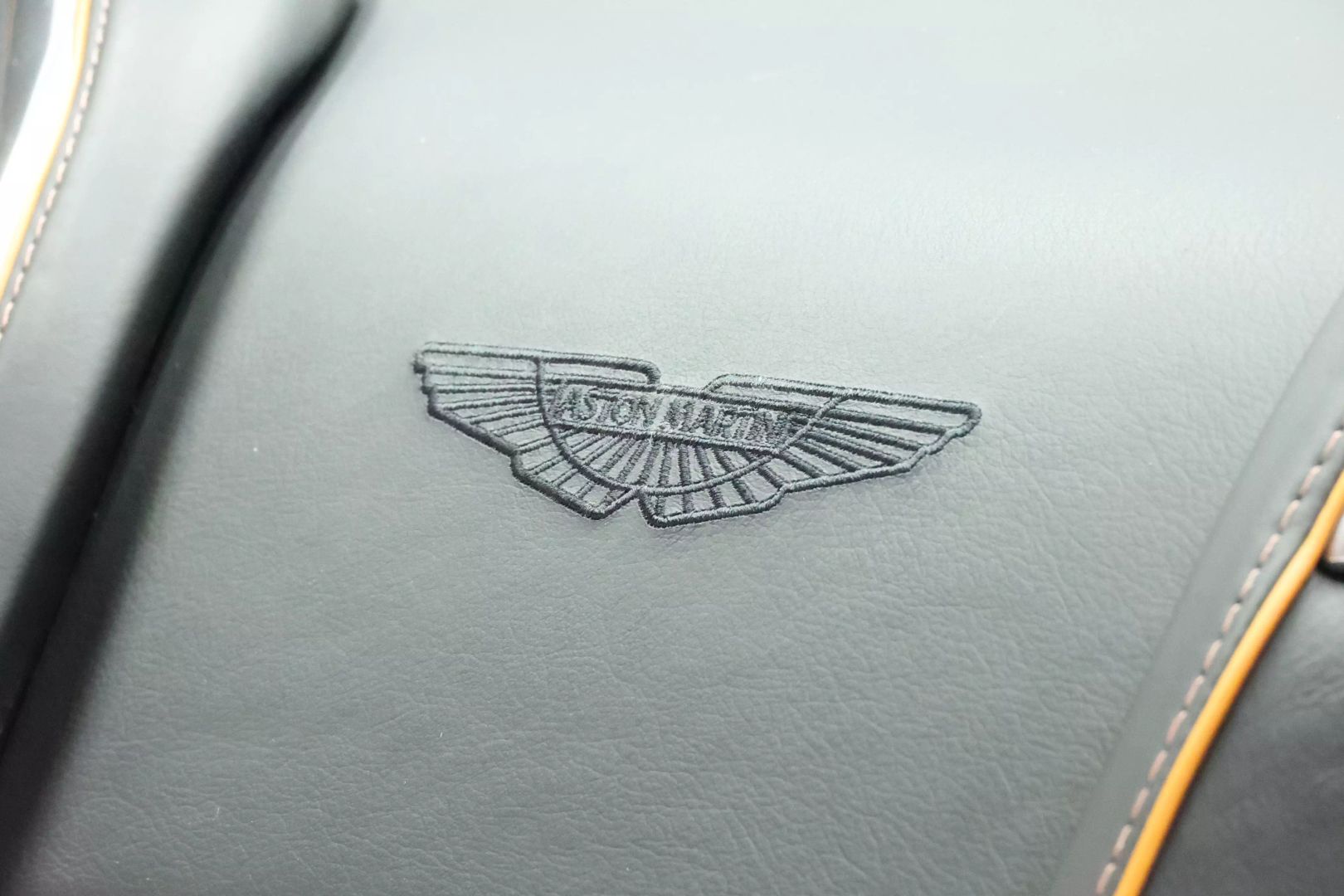 2012 Aston Martin Virage - Image 41