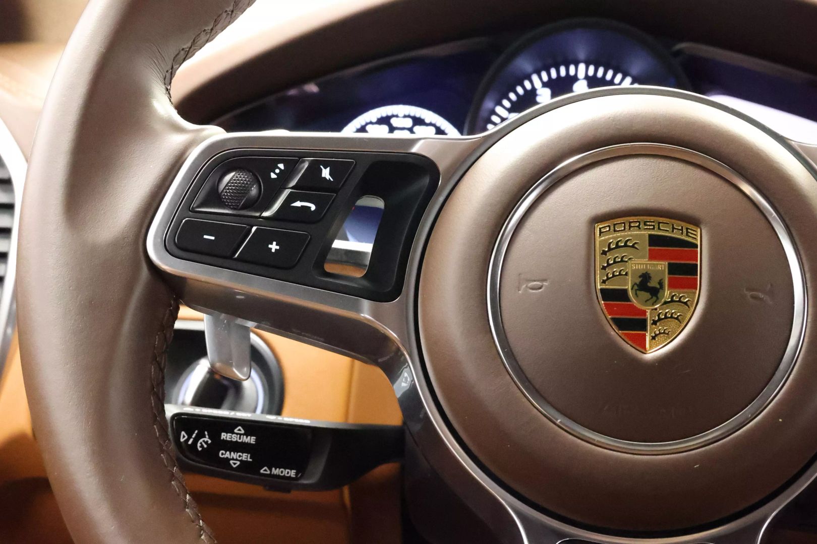 2021 Porsche Cayenne Coupe - Image 22