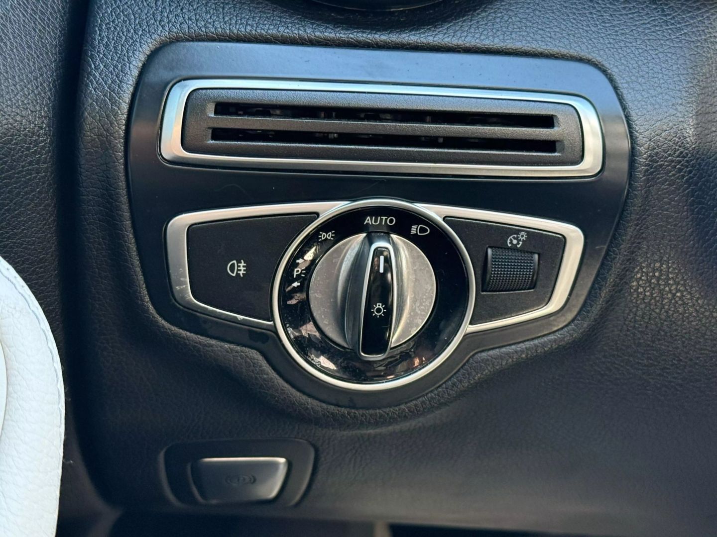 2017 Mercedes-benz C-class - Image 45