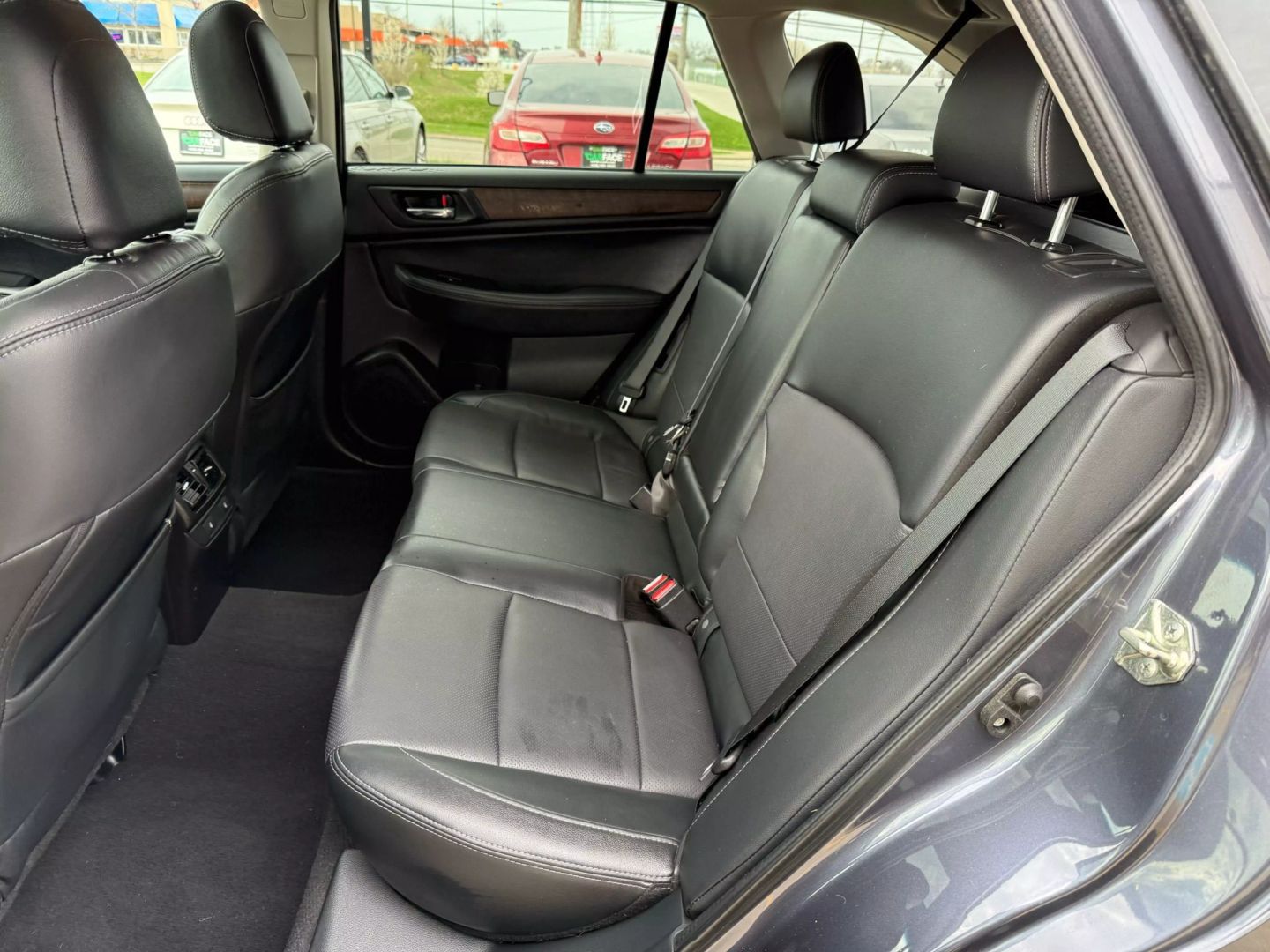 2016 Subaru Outback - Image 21