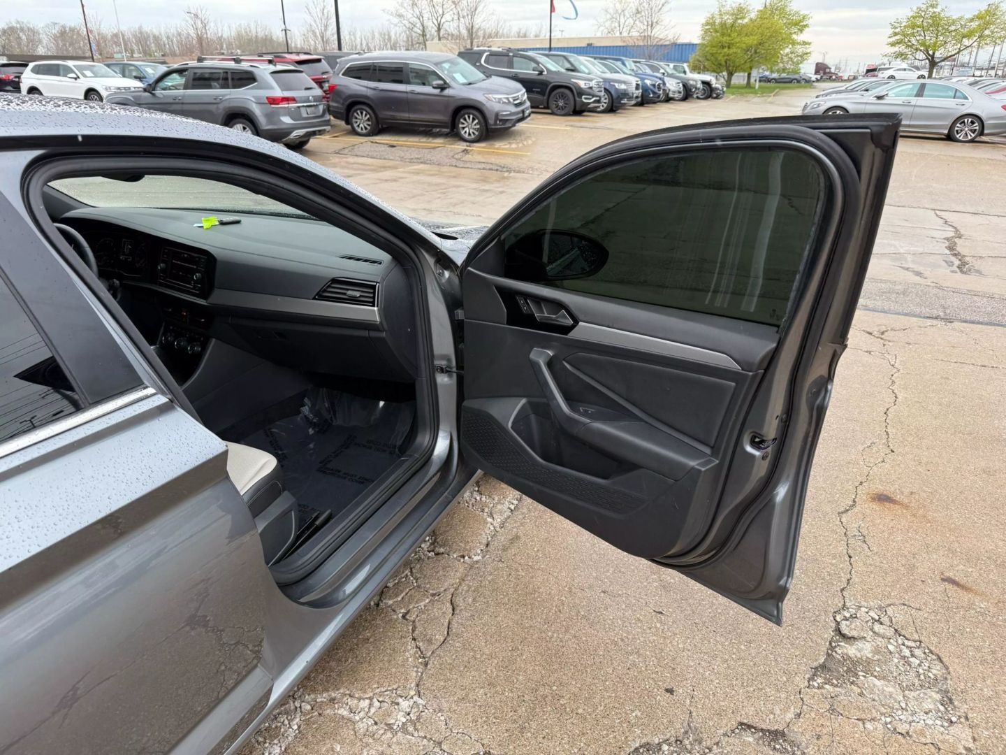 2020 Volkswagen Jetta - Image 22