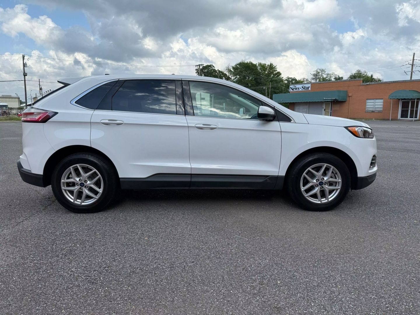 2022 Ford Edge - Image 8