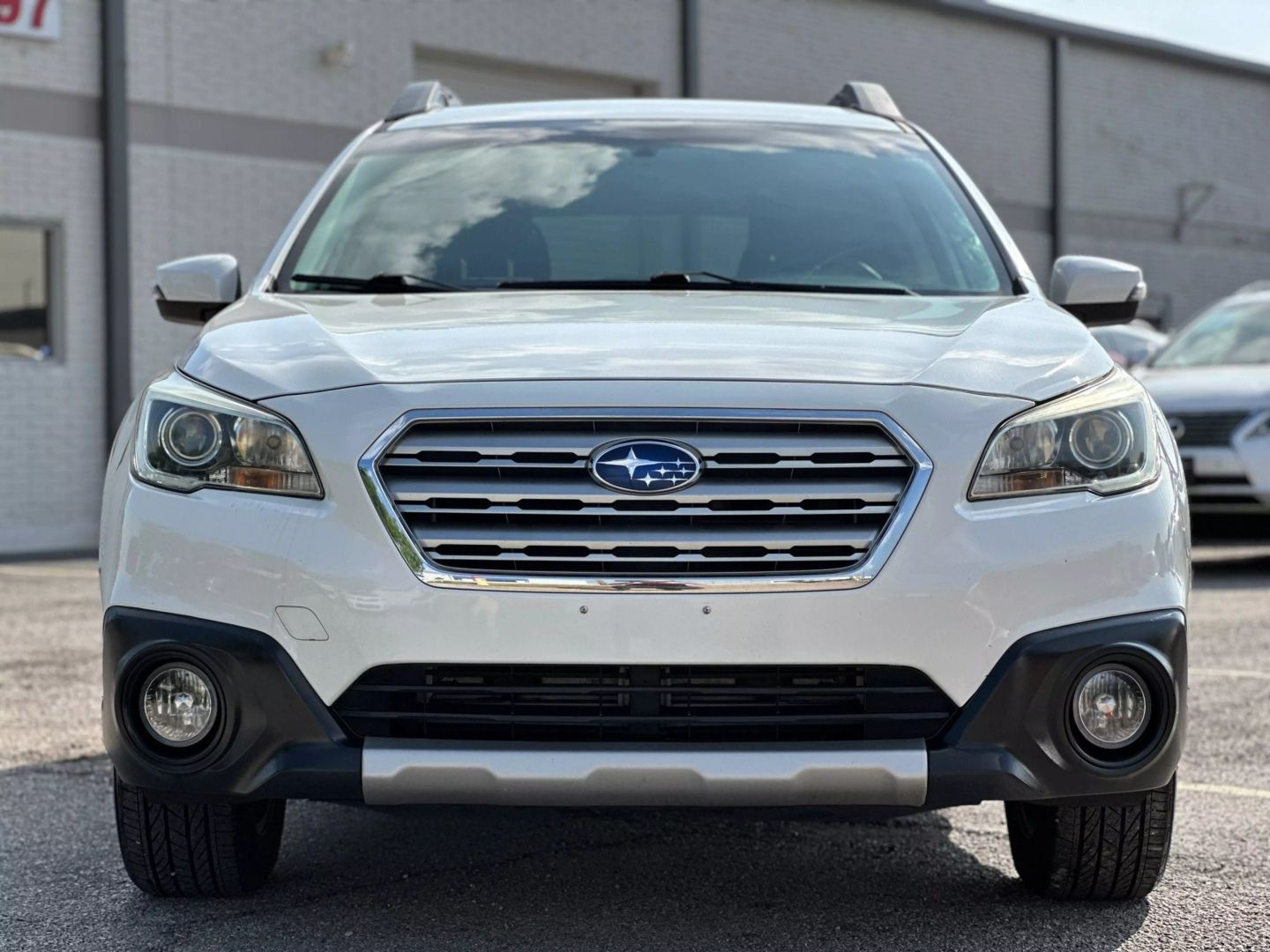 2015 Subaru Outback - Image 11