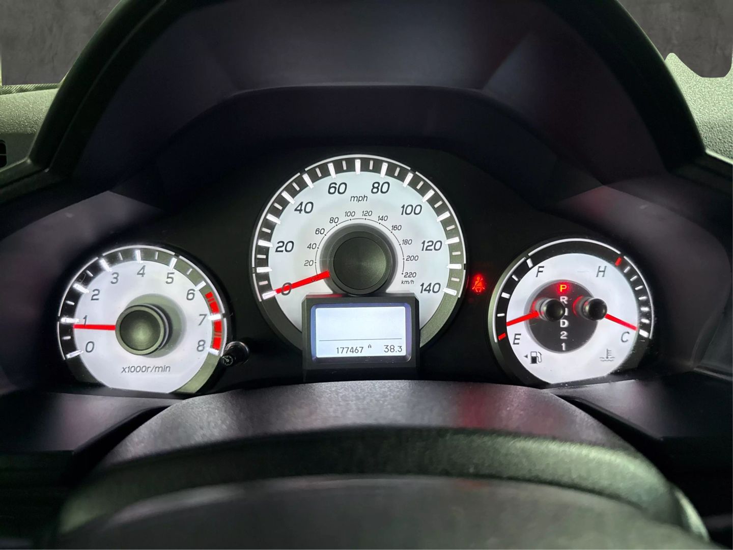 2015 Honda Pilot - Image 34