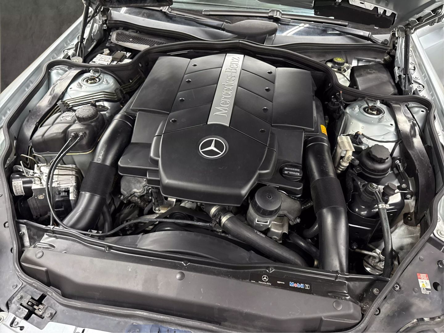 2004 Mercedes-benz Sl-class - Image 9