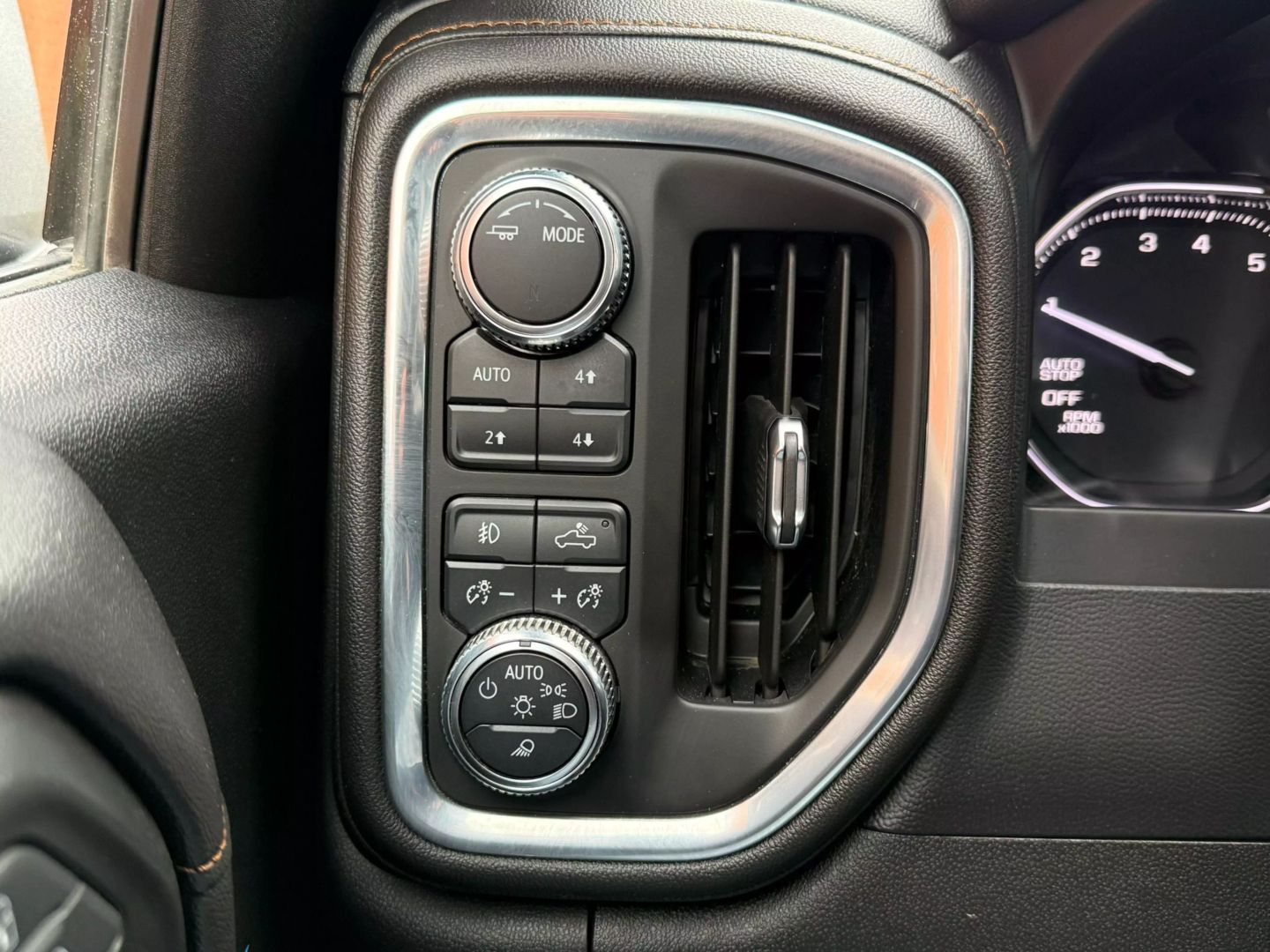 2021 Gmc Sierra 1500 Crew Cab - Image 28