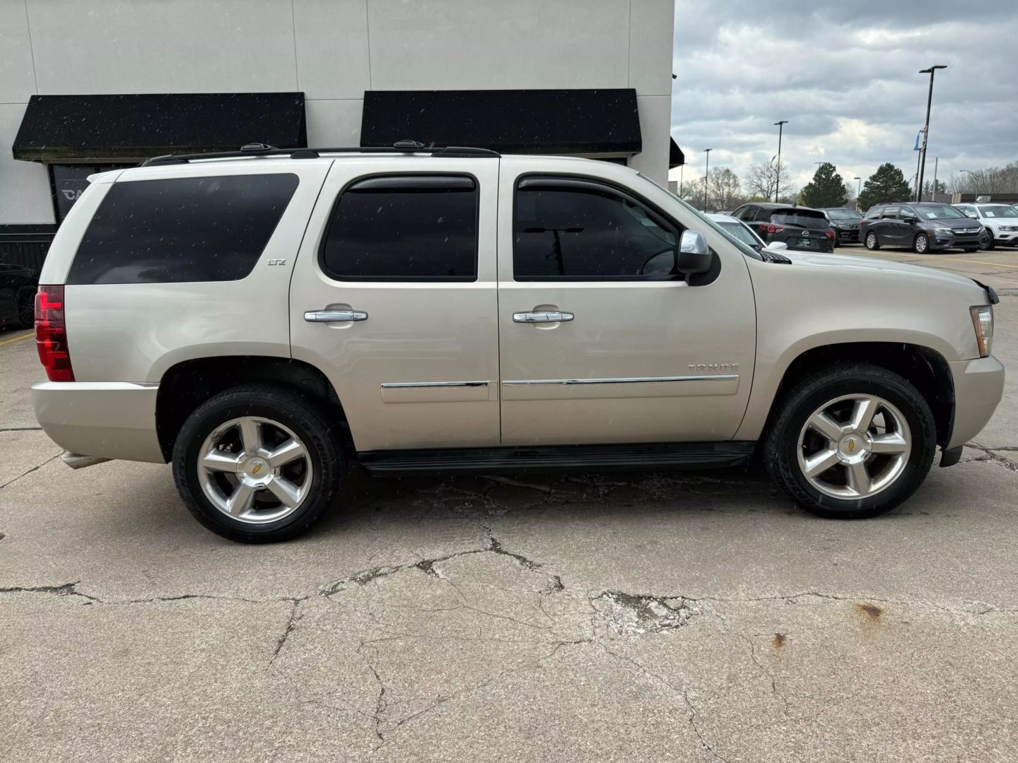2013 Chevrolet Tahoe - Image 15
