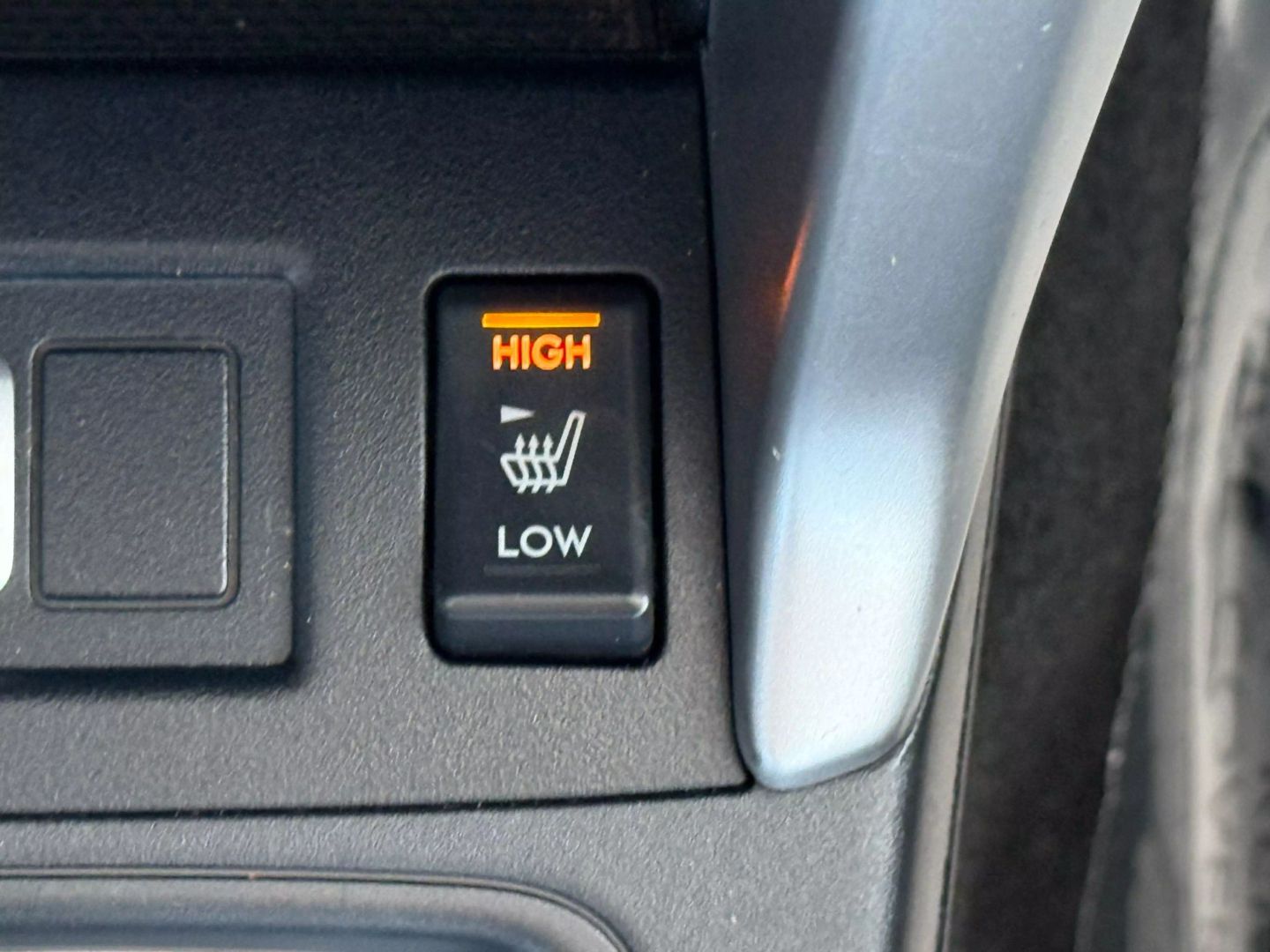 2014 Subaru Forester - Image 30