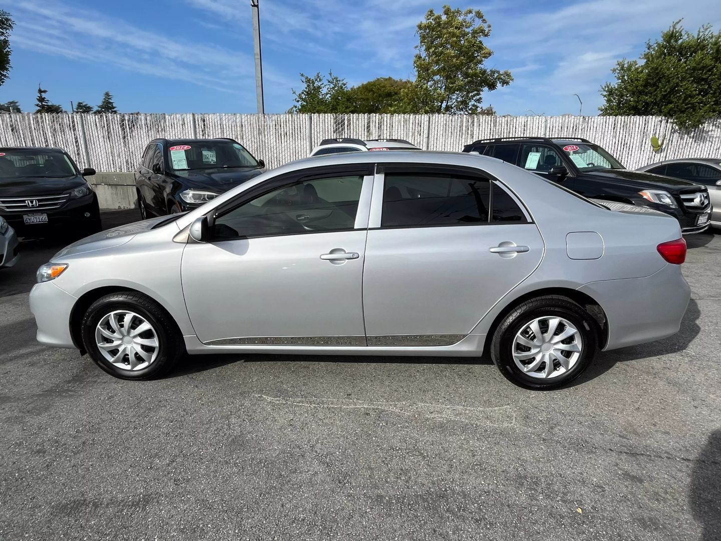 2010 Toyota Corolla  Vin: Jtdbu4ee0aj062177 Stock Id: 062177 - Image 4