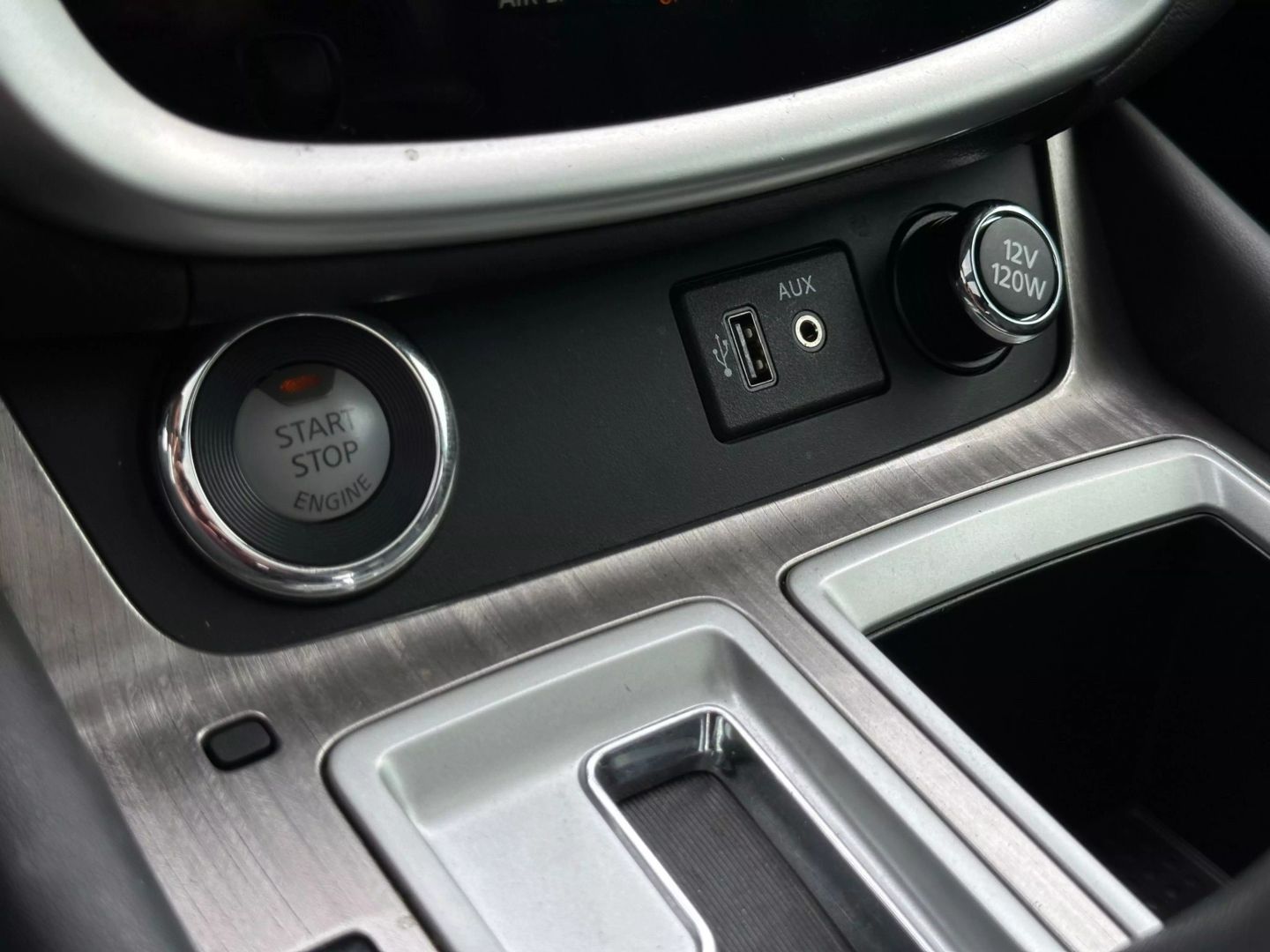 2018 Nissan Murano - Image 37
