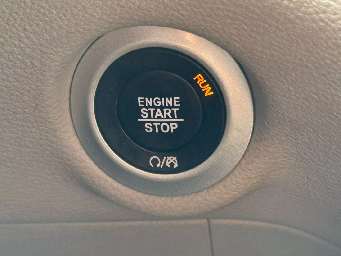2017 Chrysler Pacifica - Image 55
