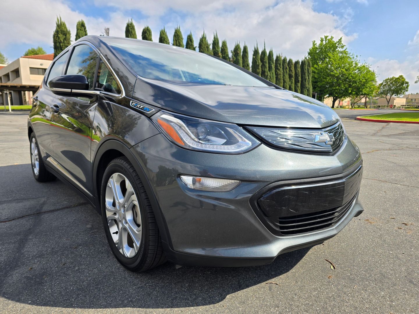 2021 Chevrolet Bolt EV LT's photo