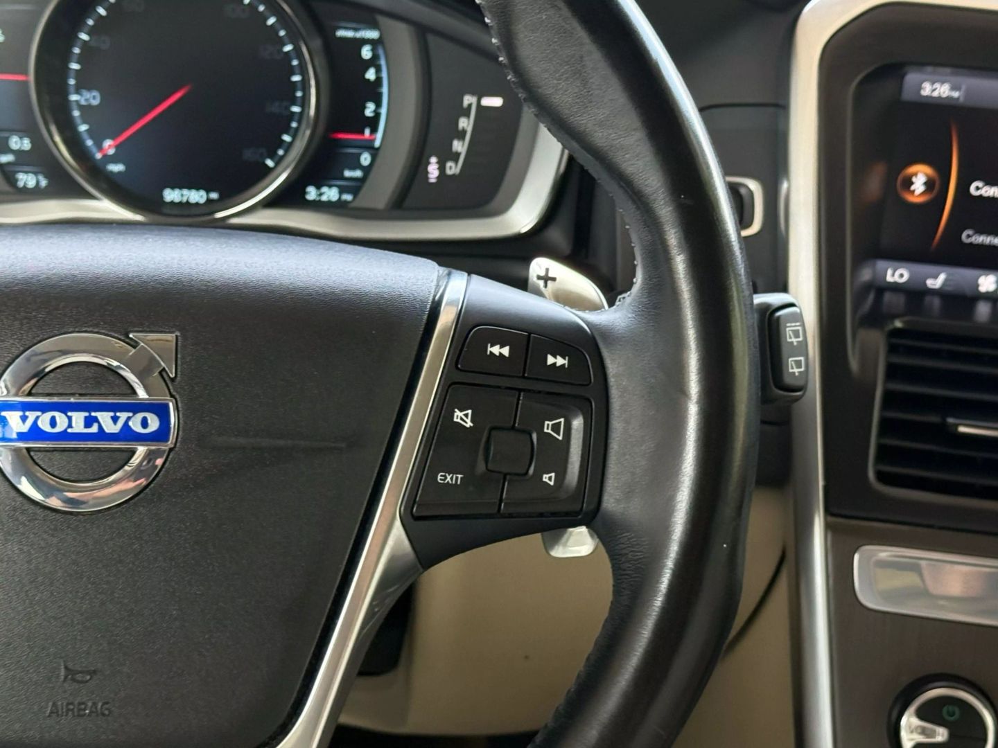 2014 Volvo Xc60 - Image 32