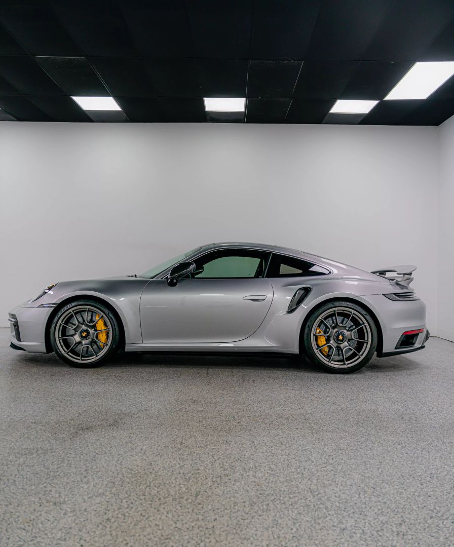 2021 Porsche 911 - Image 24