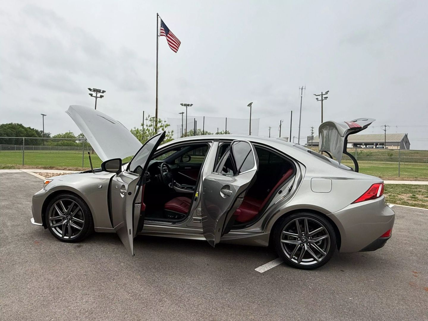 2015 Lexus Is - Image 11