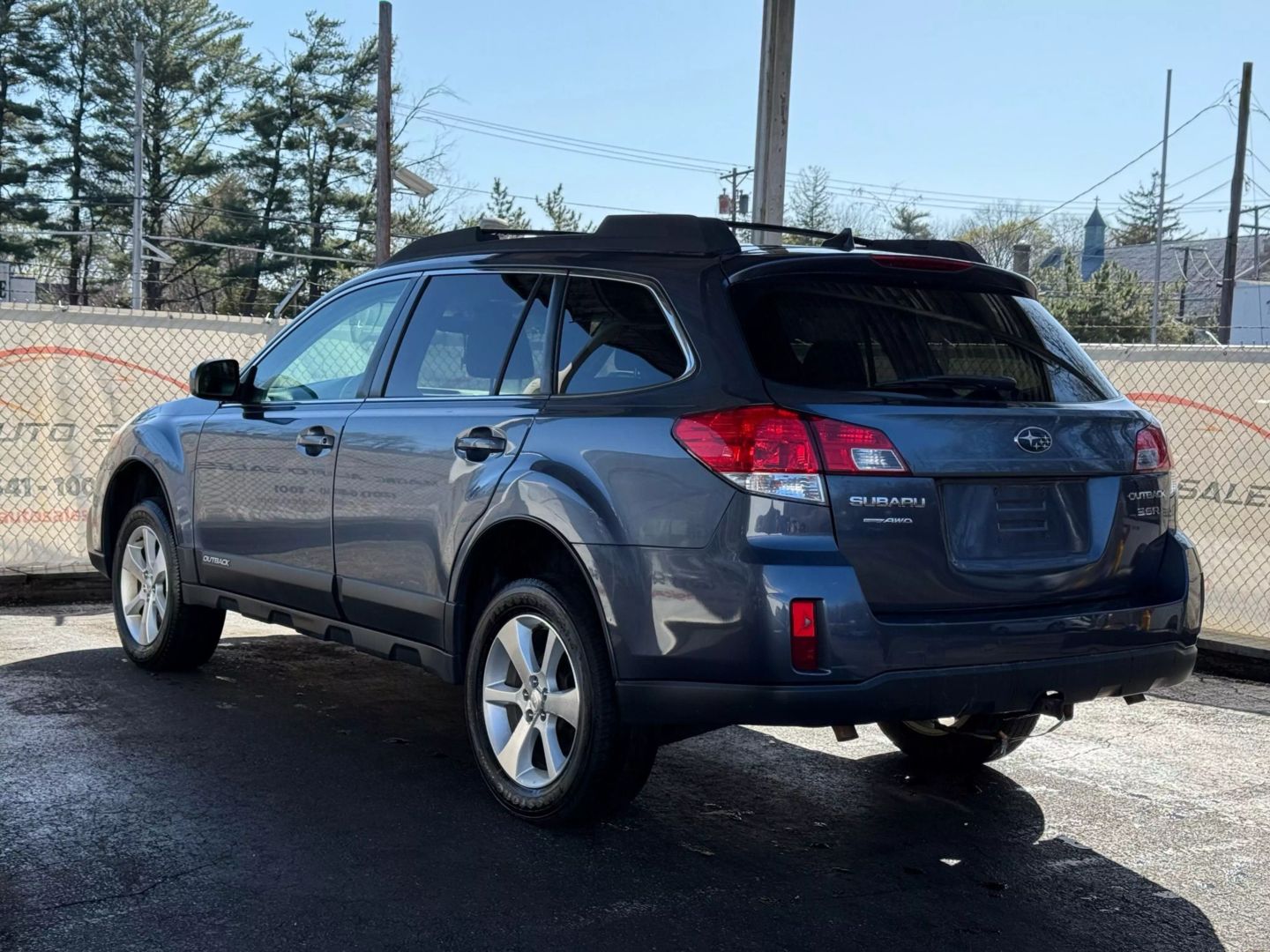 2014 Subaru Outback - Image 9