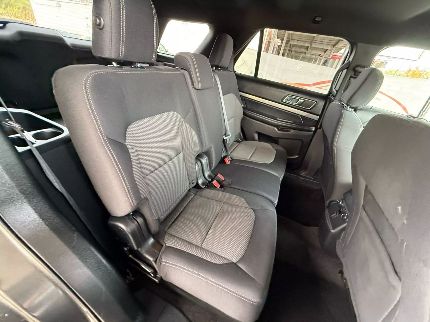 2018 Ford Explorer - Image 23