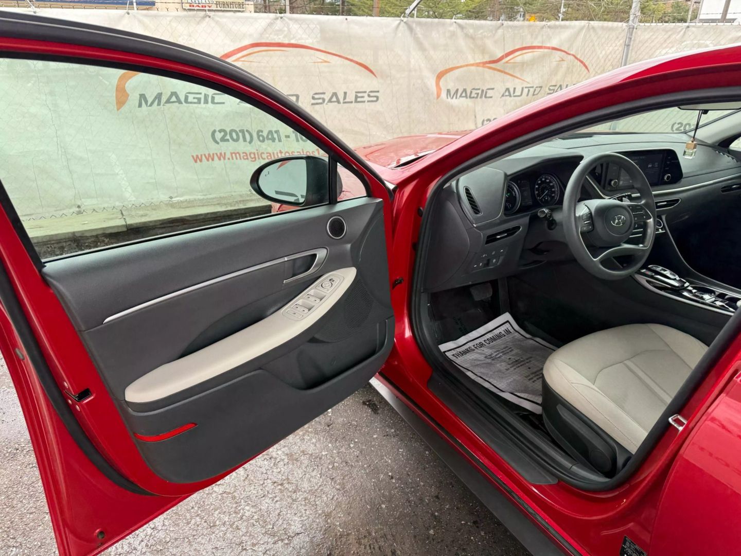 2022 Hyundai Sonata Hybrid - Image 14