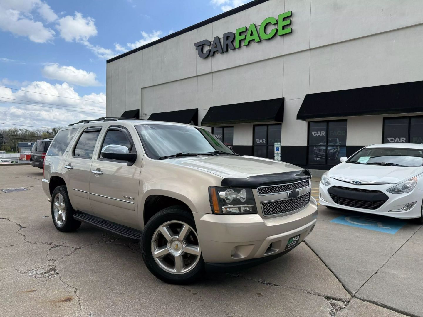 2013 Chevrolet Tahoe - Image 1