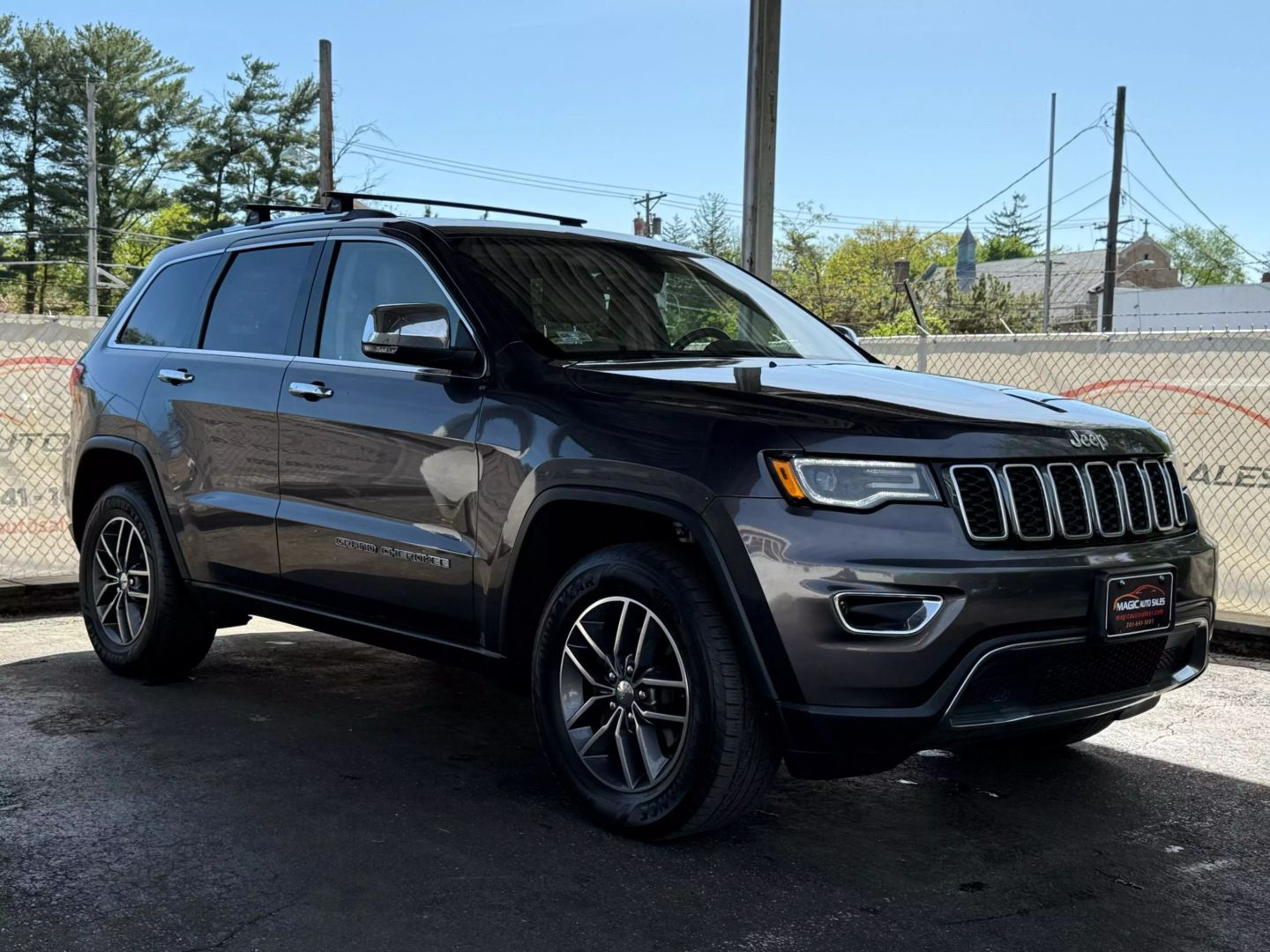 2018 Jeep Grand Cherokee - Image 6