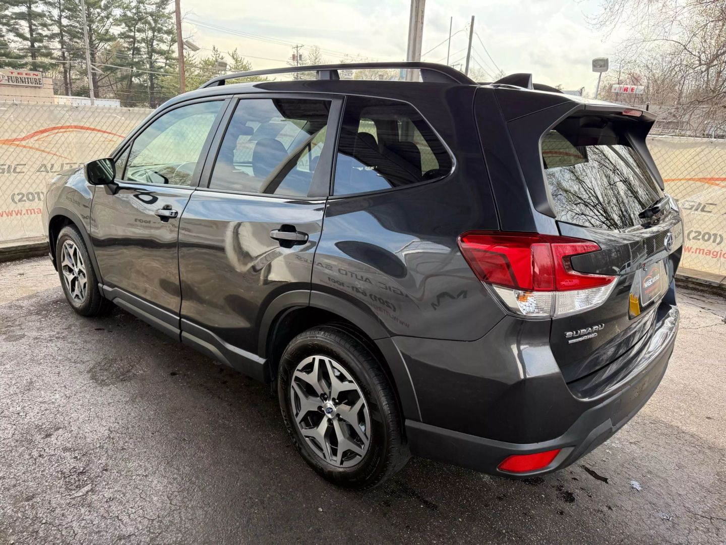 2019 Subaru Forester - Image 12