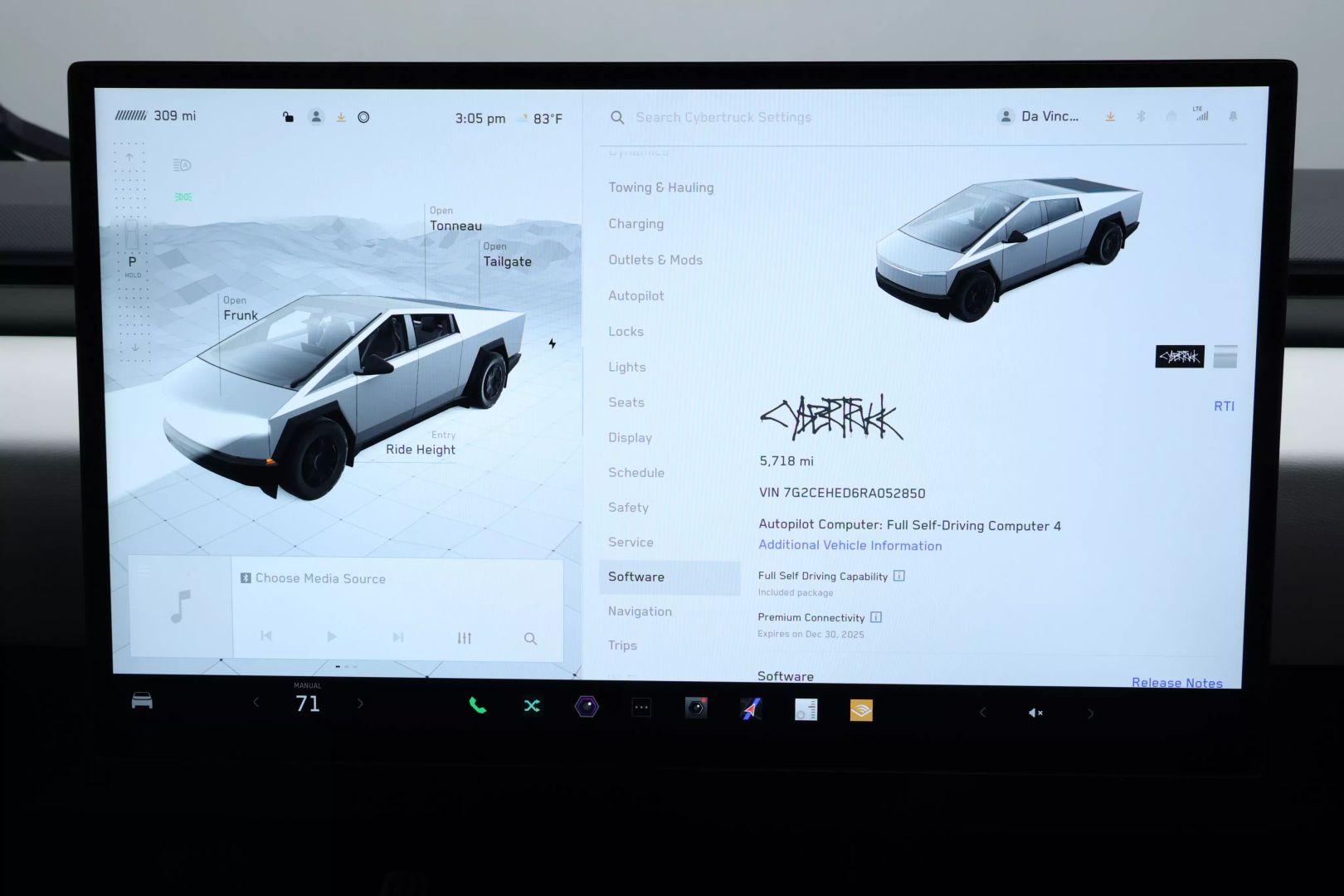 2024 Tesla Cybertruck - Image 37